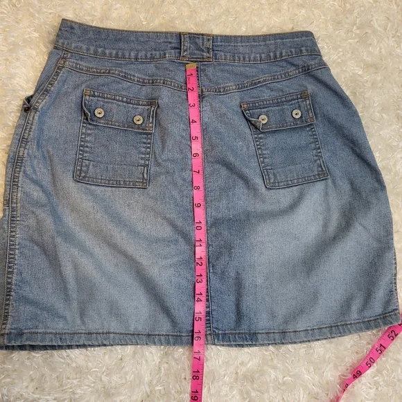 Carolina Blues Women's Jean Skirt, Light Wash Blue, Size 8 - Picture 5 of 9